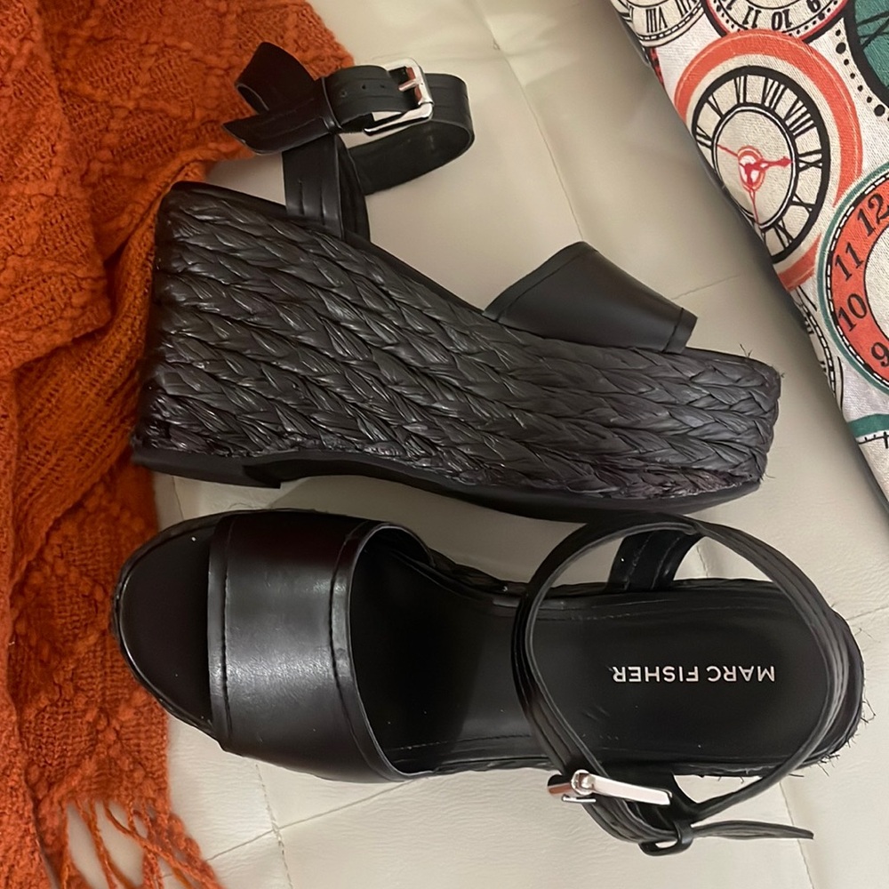 Marc Fisher sandals